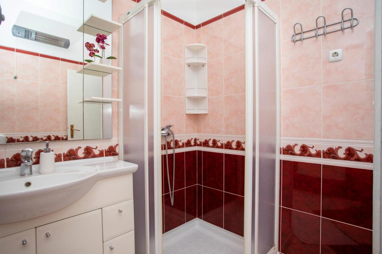 Villa Carla With Private Pool & Kids Playground - Pet Friendly Mutvoran Zewnętrze zdjęcie