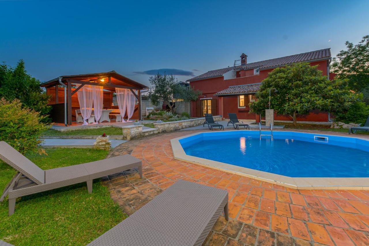 Villa Carla With Private Pool & Kids Playground - Pet Friendly Mutvoran Zewnętrze zdjęcie
