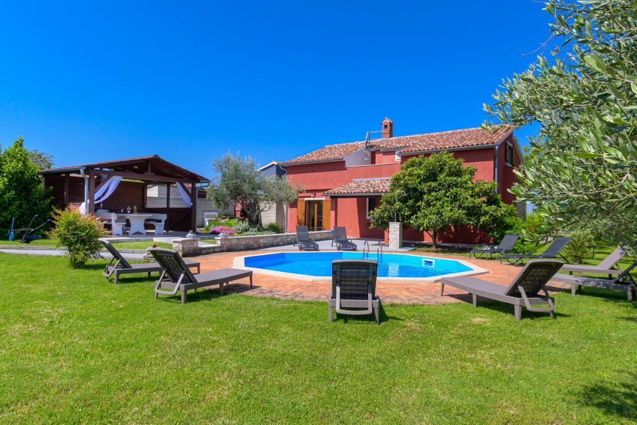 Villa Carla With Private Pool & Kids Playground - Pet Friendly Mutvoran Zewnętrze zdjęcie