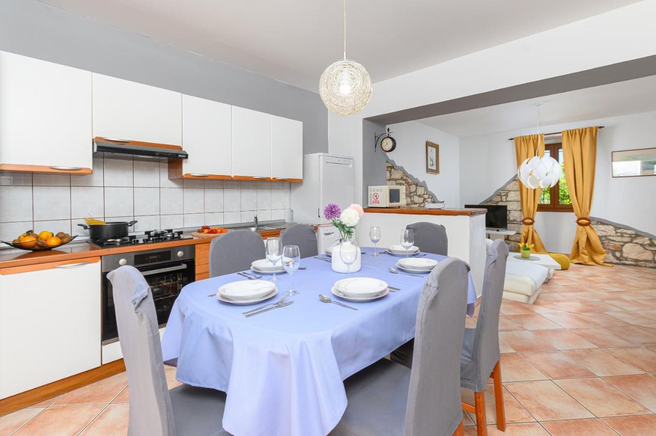 Villa Carla With Private Pool & Kids Playground - Pet Friendly Mutvoran Zewnętrze zdjęcie