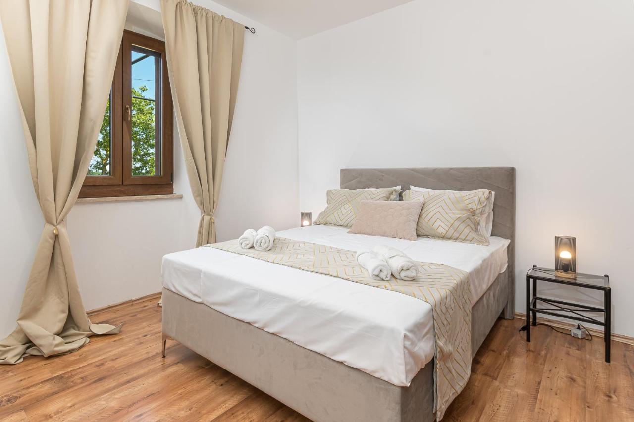 Villa Carla With Private Pool & Kids Playground - Pet Friendly Mutvoran Zewnętrze zdjęcie