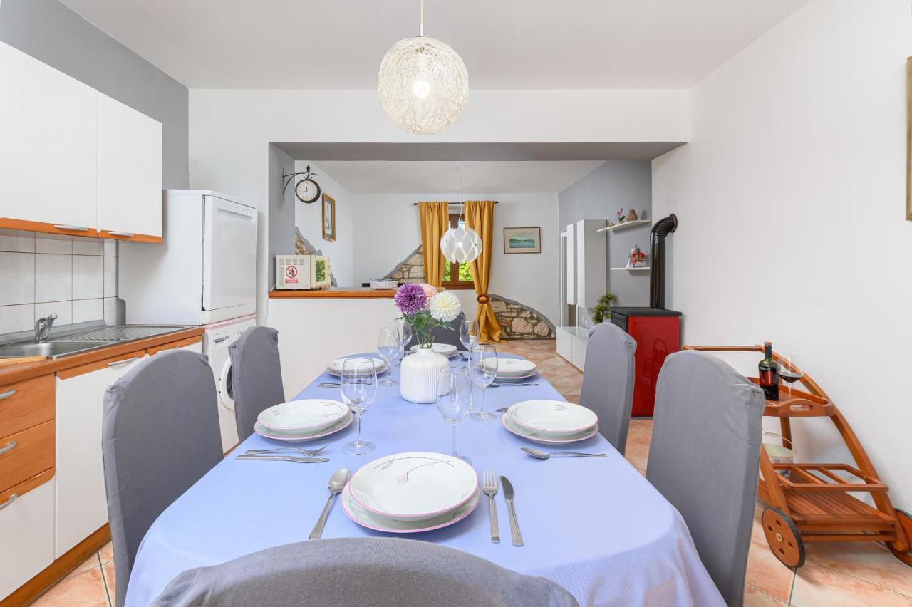 Villa Carla With Private Pool & Kids Playground - Pet Friendly Mutvoran Zewnętrze zdjęcie